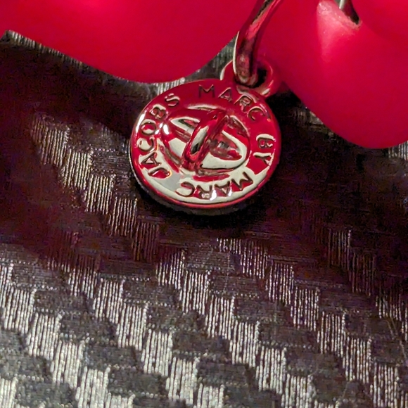 Marc Jacobs Pink Squishy Bracelet - Picture 2 of 4